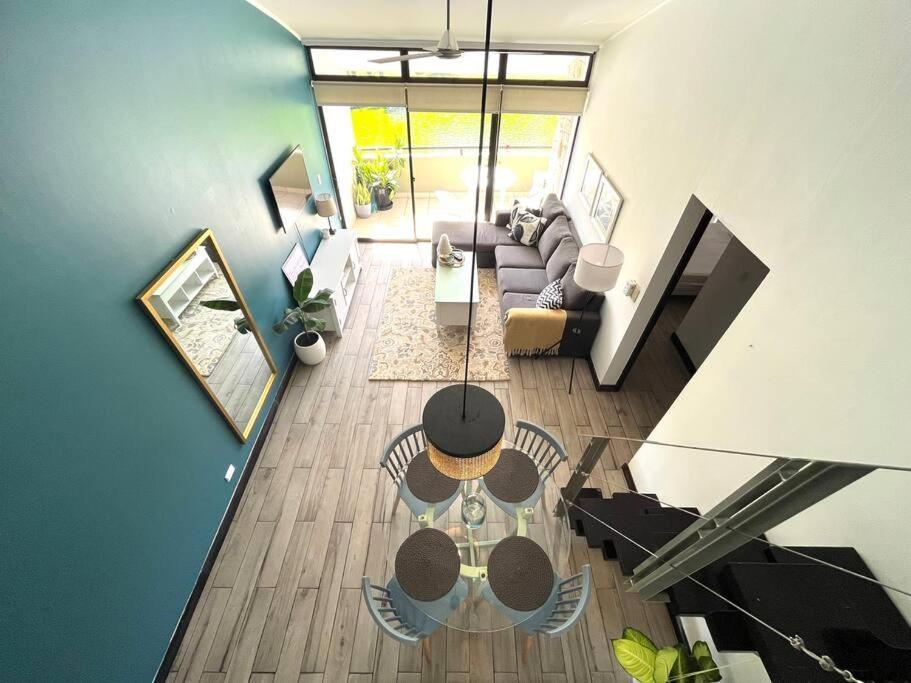 Cr Mariposa Rentals Lakeview Penthouse With Office Space, Pool, Gym, Tennis Santa Ana  Ngoại thất bức ảnh